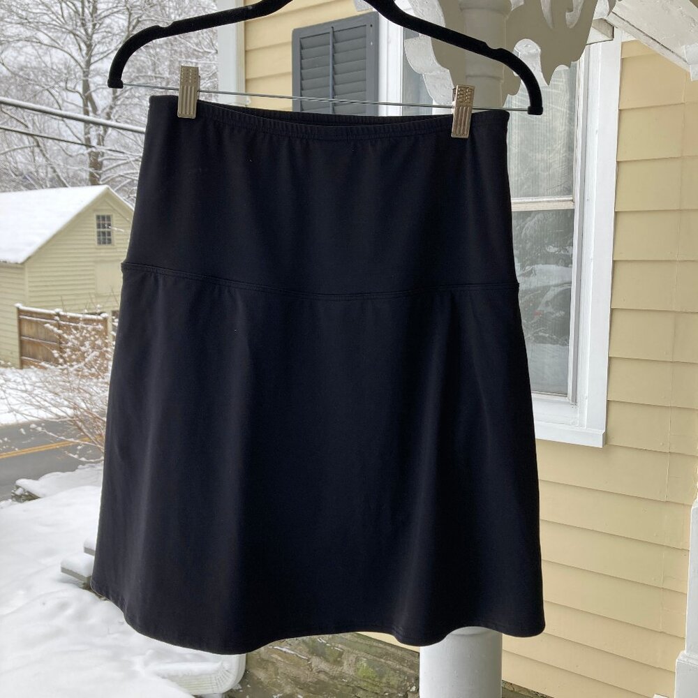 Lands’ End Pull-up Black Skort - Picture 11 of 11